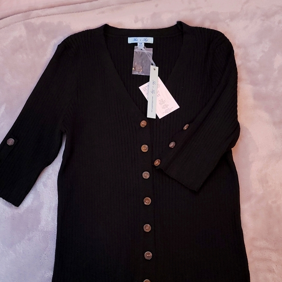 SHE and SKY Cardigan - Picture 4 of 4